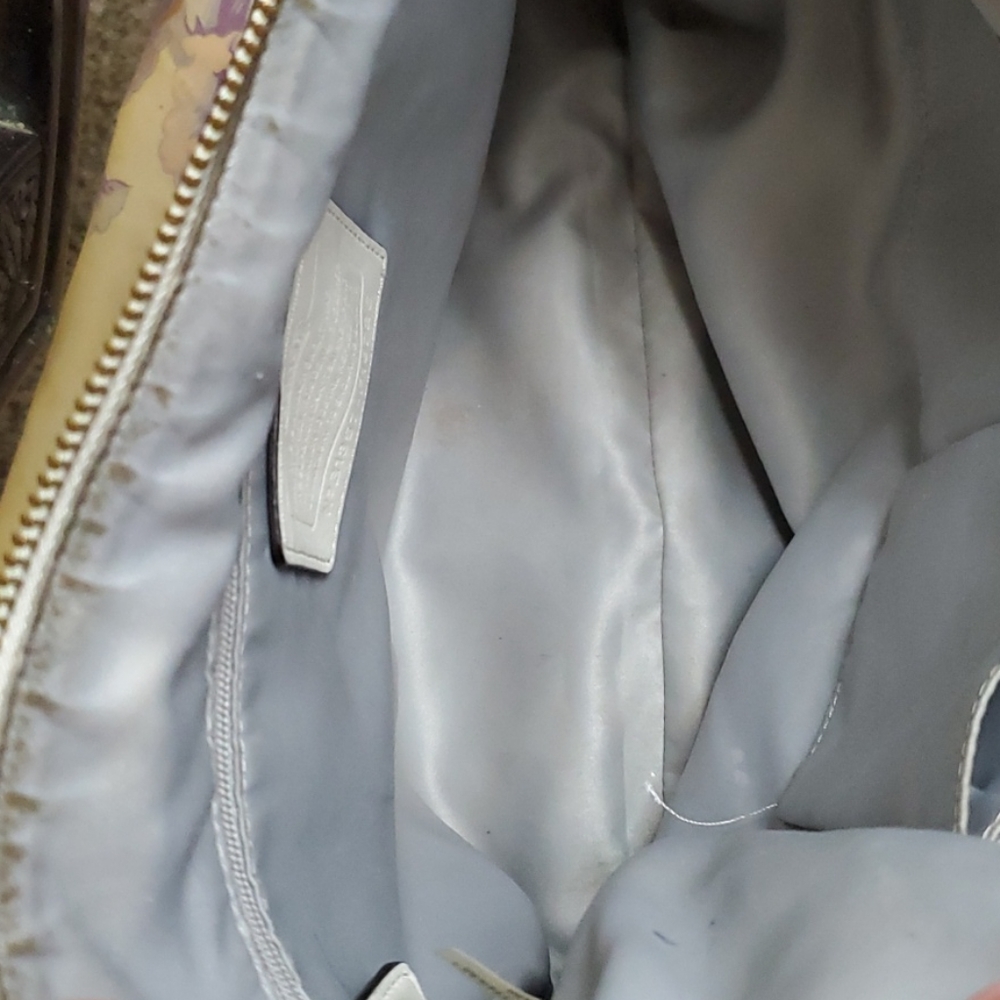 Handbag - Picture 4 of 4